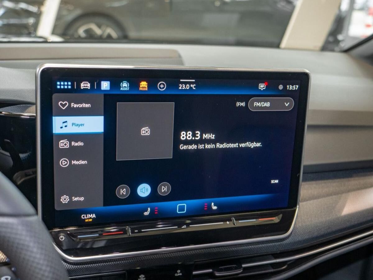 Volkswagen Golf Variant R 2,0 l TSI 4MOTION DSG *BIS 31.12.*🏷️