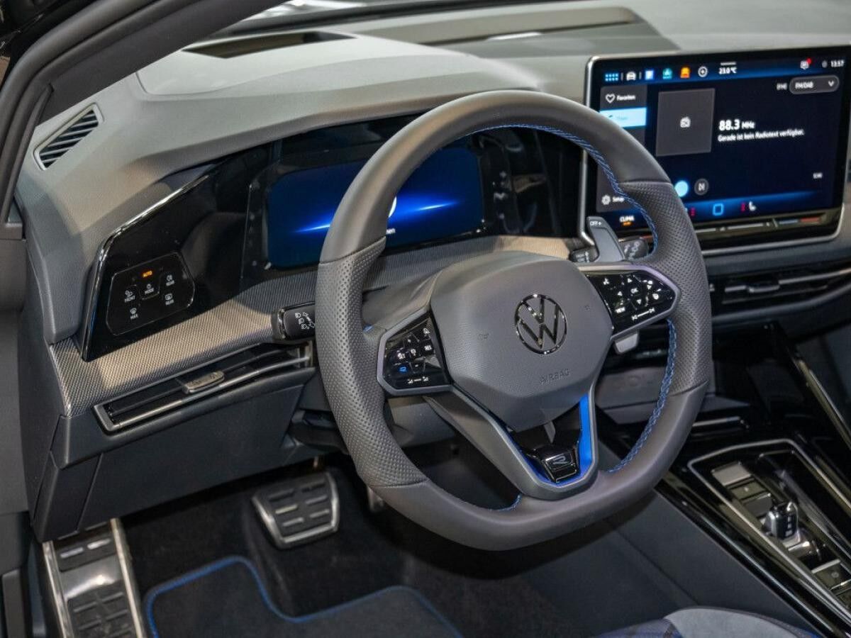 Volkswagen Golf Variant R 2,0 l TSI 4MOTION DSG *BIS 31.12.*🏷️