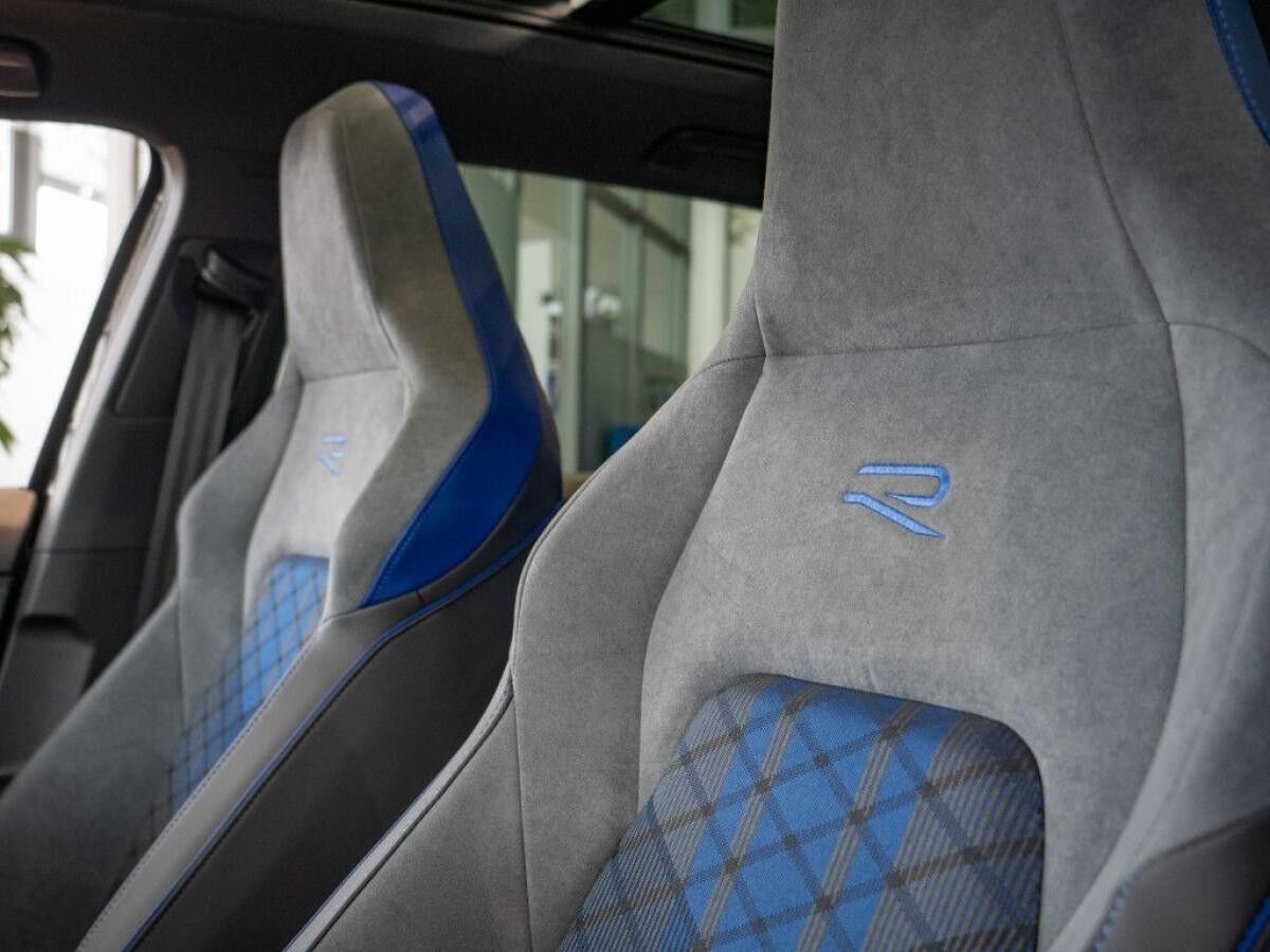 Volkswagen Golf Variant R 2,0 l TSI 4MOTION DSG *BIS 31.12.*🏷️