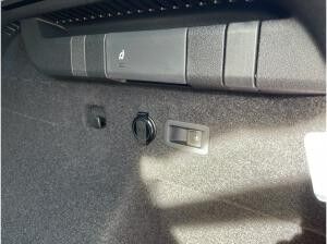 Volkswagen Tayron R-Line 2,0 TSI 4MOTION DSG Volkswagen Tayron R-Line 2,0 TSI 4MOTION DSG