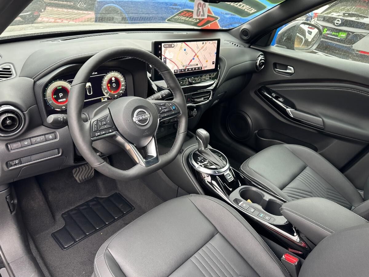 Nissan Juke TEKNA 1.6 HYBRID 4AMT Winterkompletträder