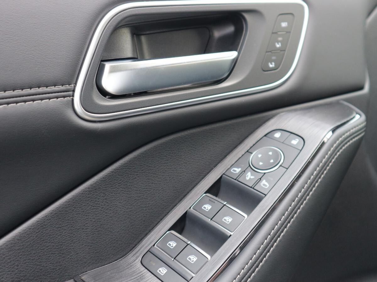 Nissan X-Trail TEKNA 1.5 VC-T MHEV 4x2 Winterräder