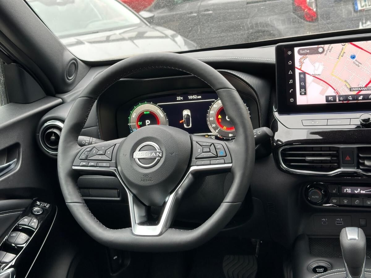 Nissan Juke TEKNA 1.6 HYBRID 4AMT Winterkompletträder