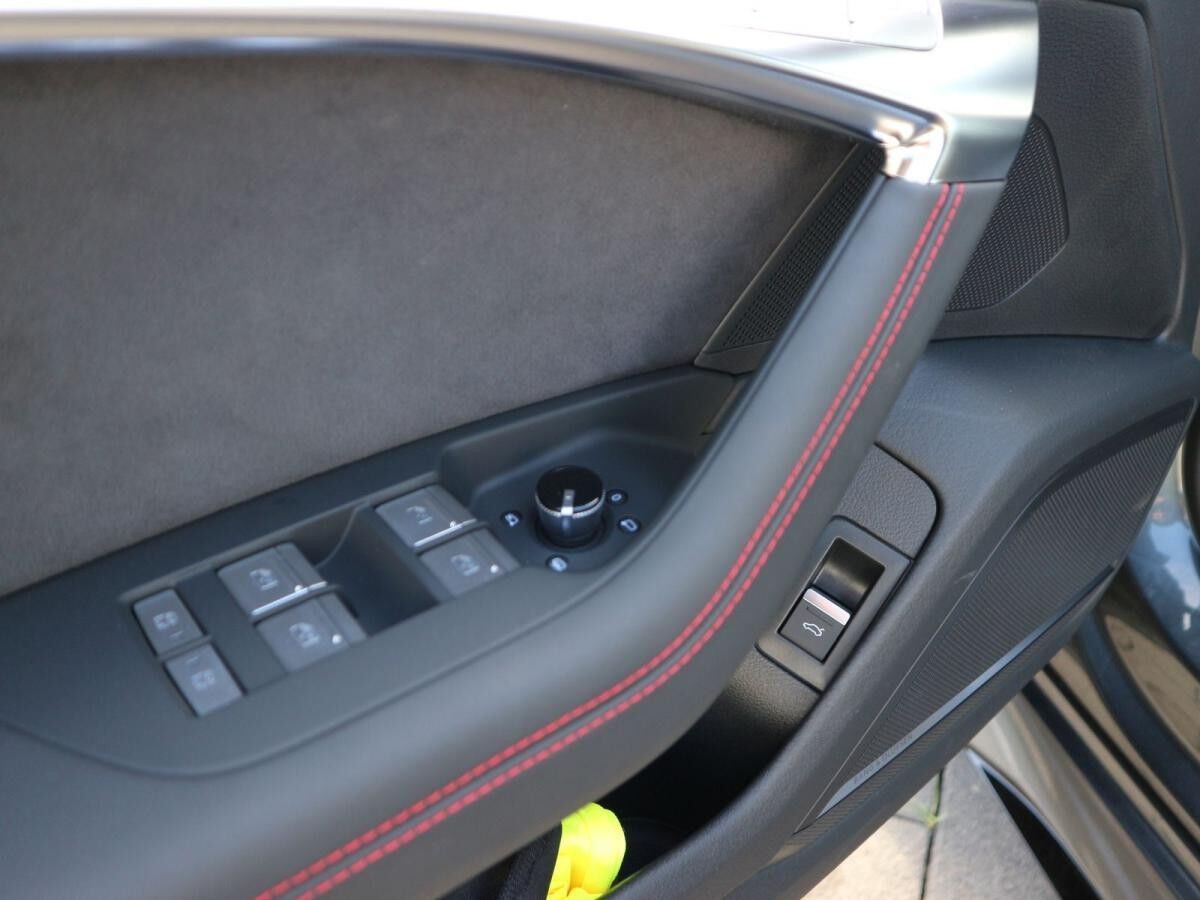 Audi RS7 Sportback LUFT*280KM/H*PANO*ACC*360° Audi RS7 Sportback LUFT*280KM/H*PANO*ACC*360°