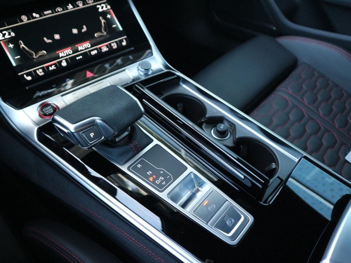 Audi RS7 Sportback LUFT*280KM/H*PANO*ACC*360° Audi RS7 Sportback LUFT*280KM/H*PANO*ACC*360°