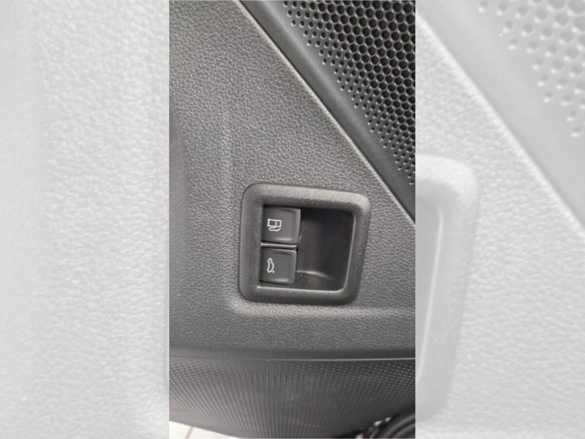 Volkswagen Tiguan Elegance SOFORT verfügbar 1,5 l eHybrid OPF 110 kW (150 PS) / 85 kW (115 PS) 6-Gang-Doppelkupplungsg