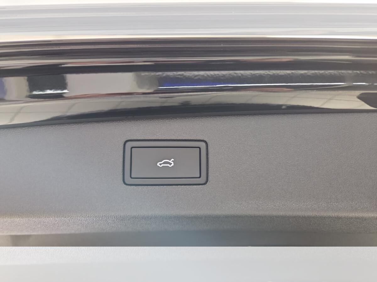 Volkswagen Tiguan Elegance SOFORT verfügbar 1,5 l eHybrid OPF 110 kW (150 PS) / 85 kW (115 PS) 6-Gang-Doppelkupplungsg