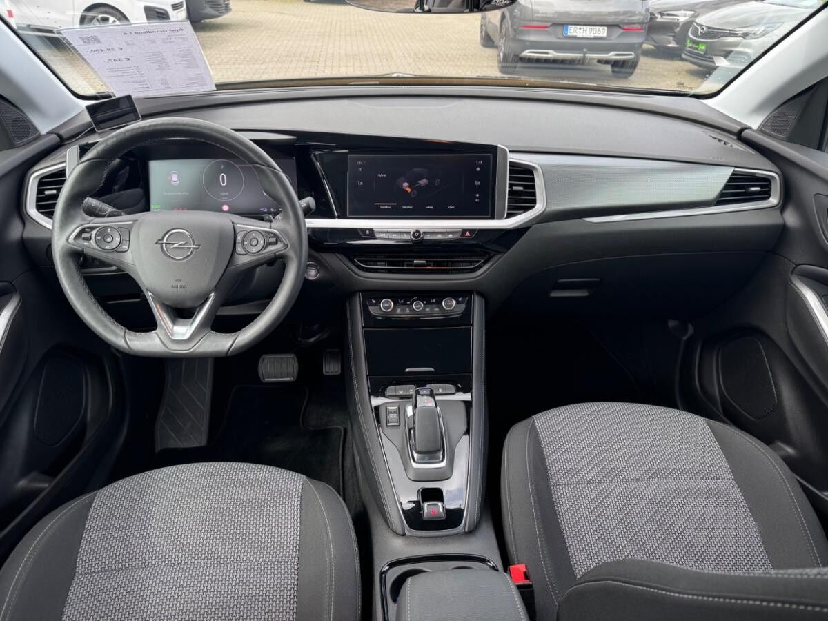 Opel Grandland 1.6 Turbo ACC+AHK+LED+Navi+SHZ+2xKlima