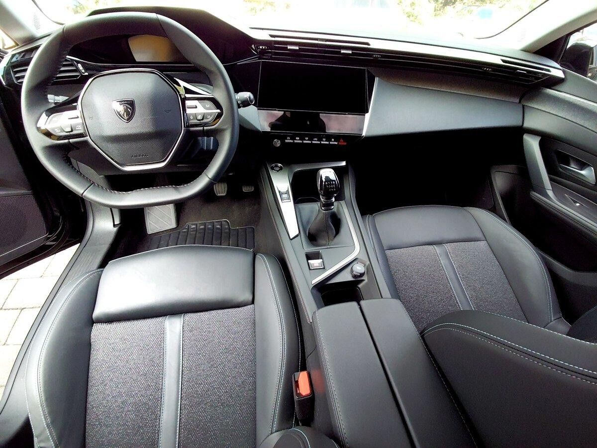 Peugeot 308 1.2 PureTech 130 SW Allure ACC+LED+Navi+SHZ