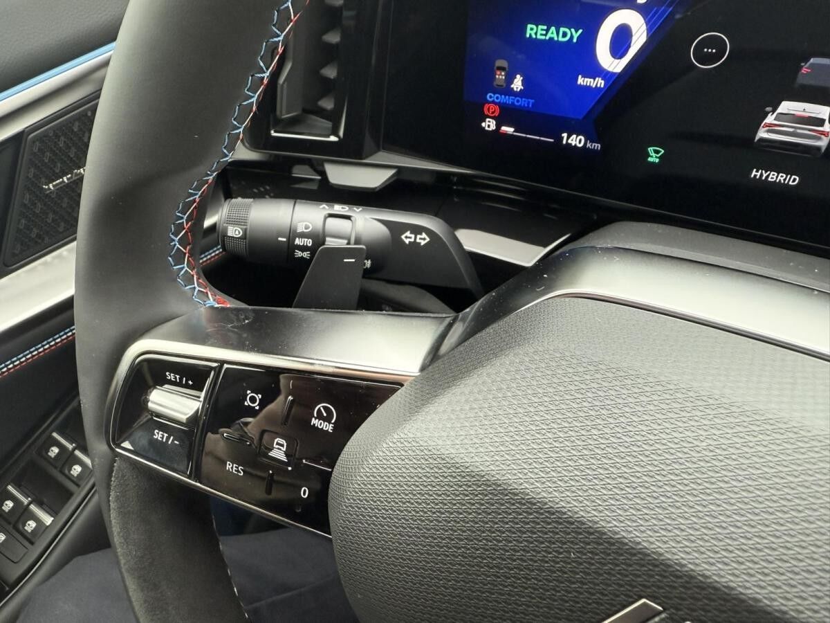 Renault Rafale Esprit Alpine E-Tech Plug-in-Hybrid 300 4x4