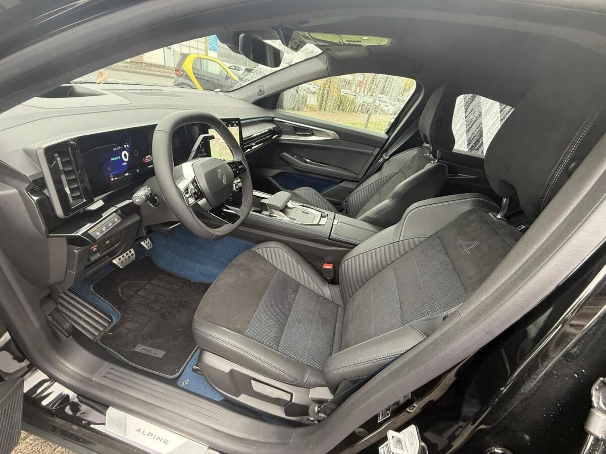 Renault Rafale Esprit Alpine E-Tech Plug-in-Hybrid 300 4x4