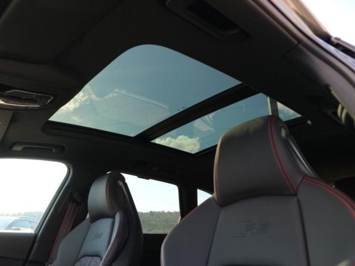 Audi RS4 Avant RS-SPORTABGASANLAGE*PANO*B&O*ACC*360°