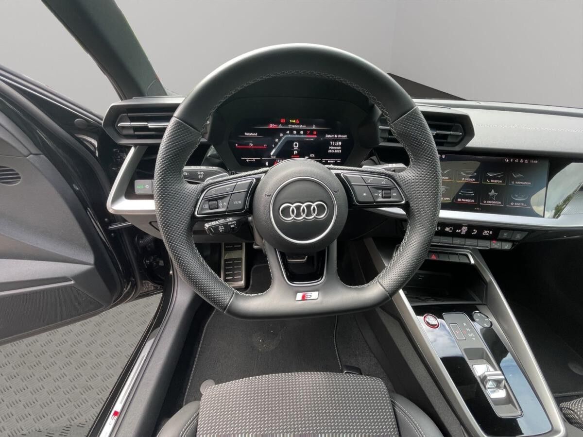 Audi S3 SB 2.0 TFSI qu. Matrix Pano PDC Teilleder