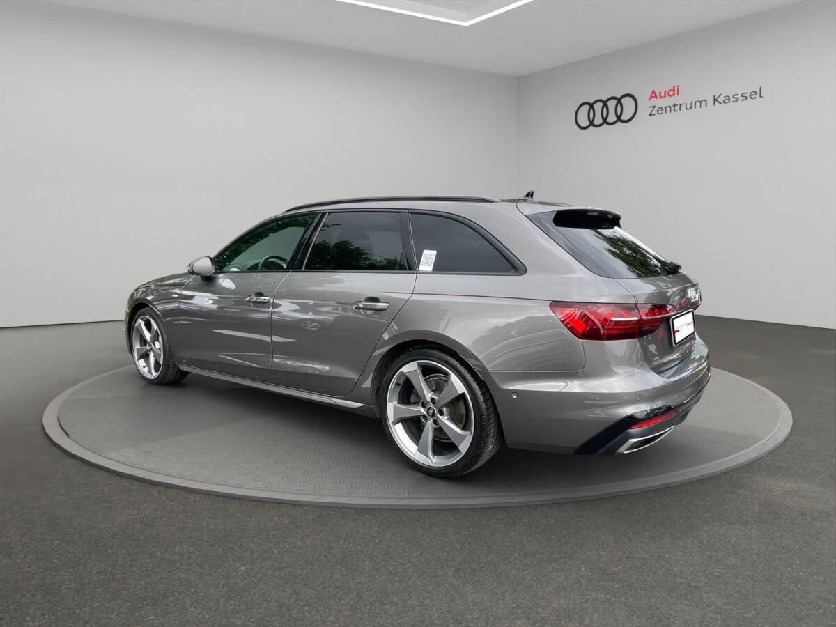 Audi A4 Av. 40 TDI qu. S line Matrix B&O HuD Pano AHK