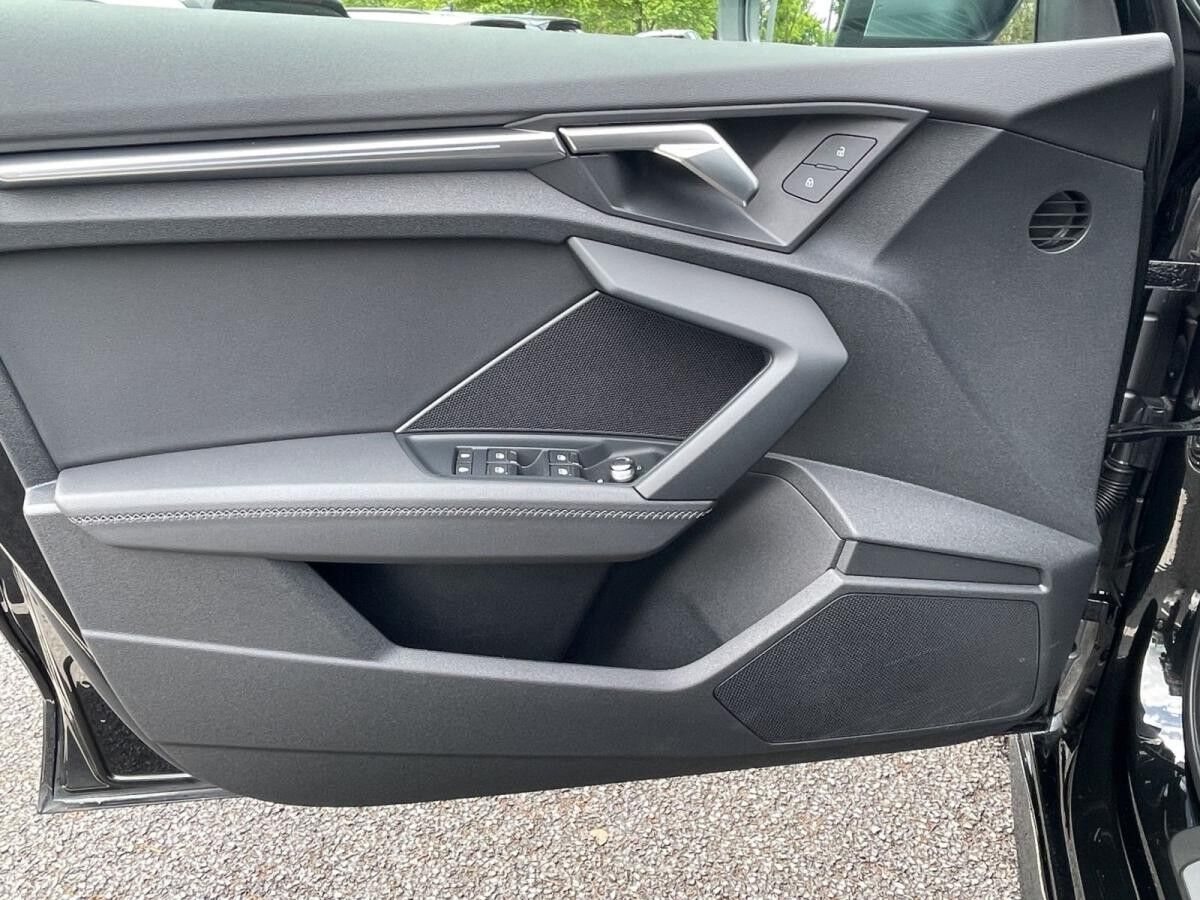 Audi S3 SB 2.0 TFSI qu. Matrix Pano PDC Teilleder