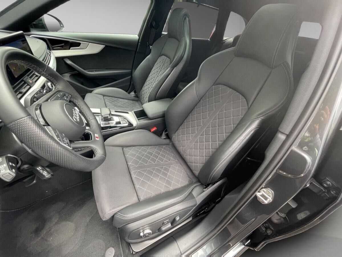 Audi A4 Av. 45 TFSI qu. S line Matrix Pano Navi PDC