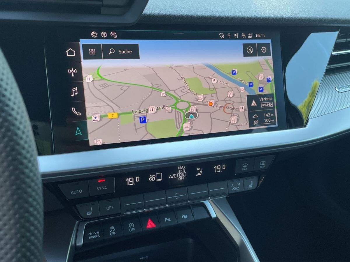 Audi S3 SB 2.0 TFSI qu. Matrix B&O Kamera Teilleder