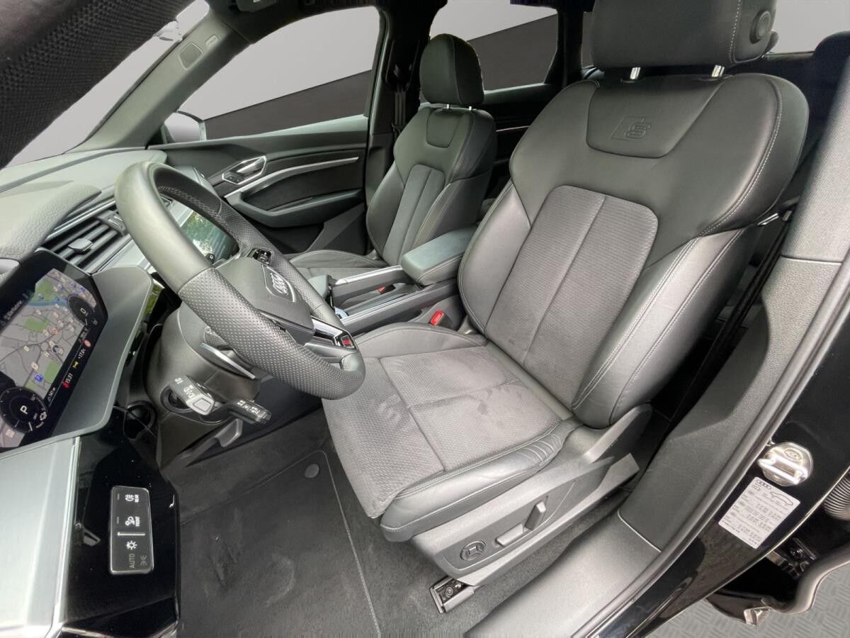 Audi e-tron 55 quattro S line Matrix B&O HuD AHK 360°
