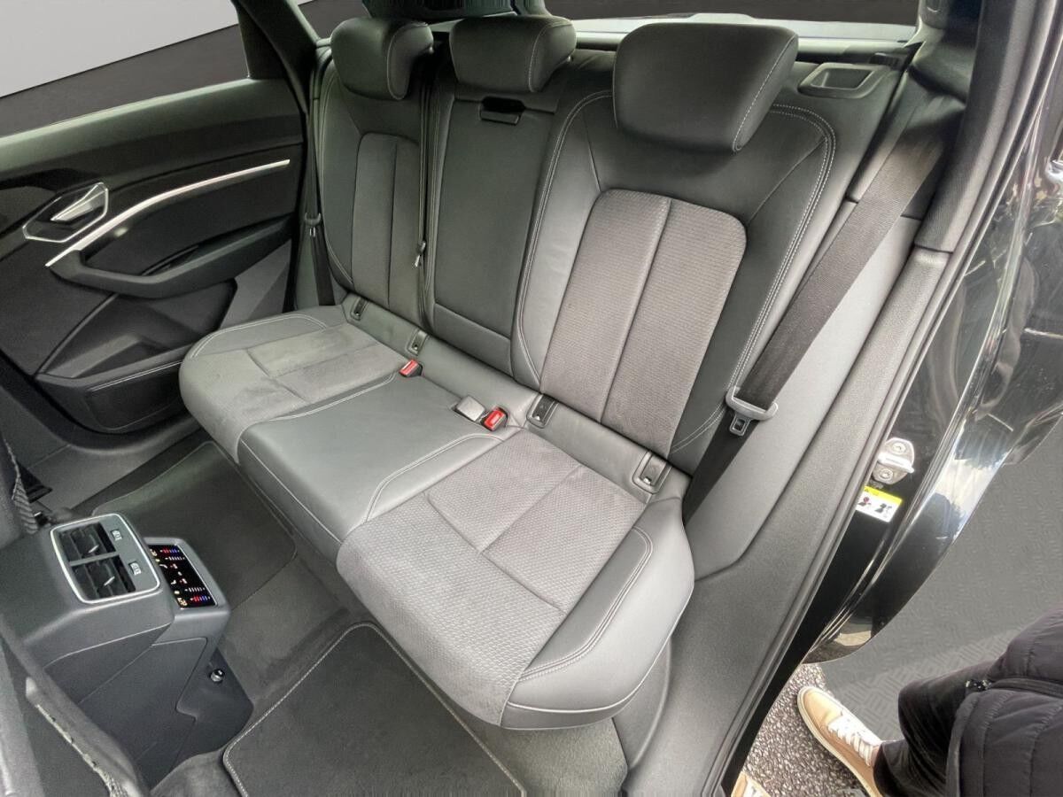 Audi e-tron 55 quattro S line Matrix B&O HuD AHK 360°