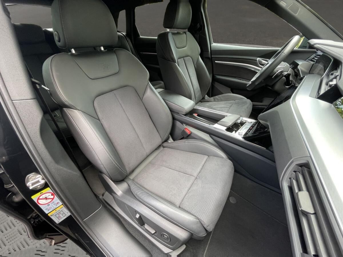 Audi e-tron 55 quattro S line Matrix B&O HuD AHK 360°