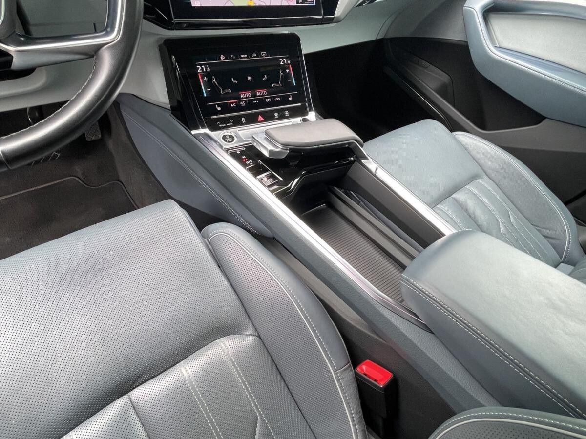 Audi e-tron SB 55 qu. S line Matrix B&O Kamera Leder