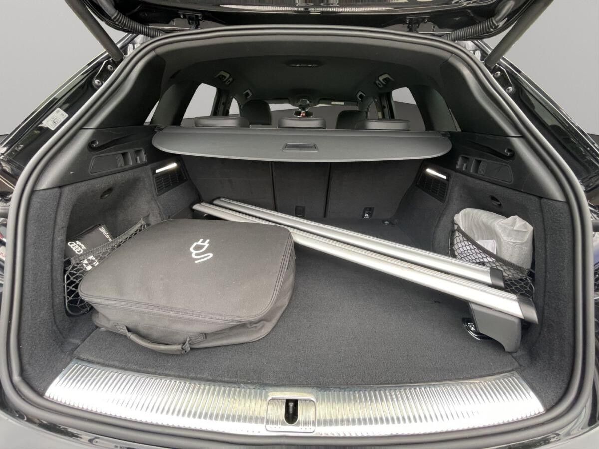 Audi Q5 55 TFSI e qu.S line LED Navi Kam. Teilleder