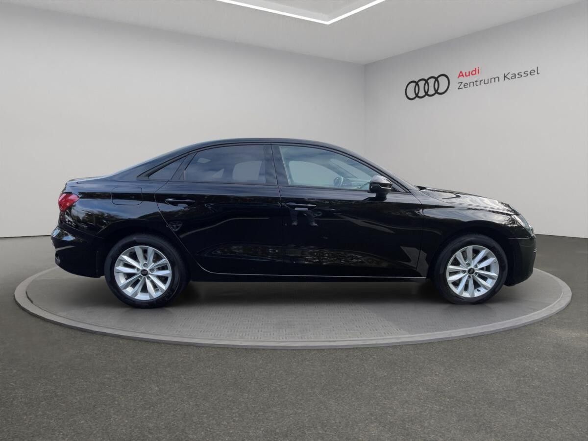 Audi A3 Limousine 35 TDI LED Navi AHK Teilleder