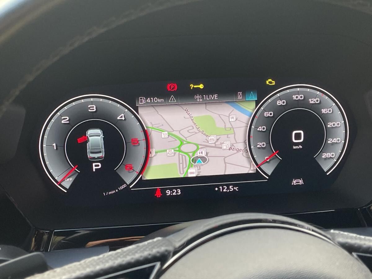 Audi A3 Limousine 35 TDI LED Navi AHK Teilleder