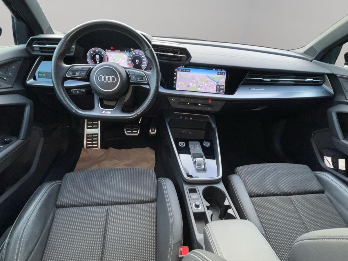 Audi A3 Limousine 35 TDI LED Navi AHK Teilleder