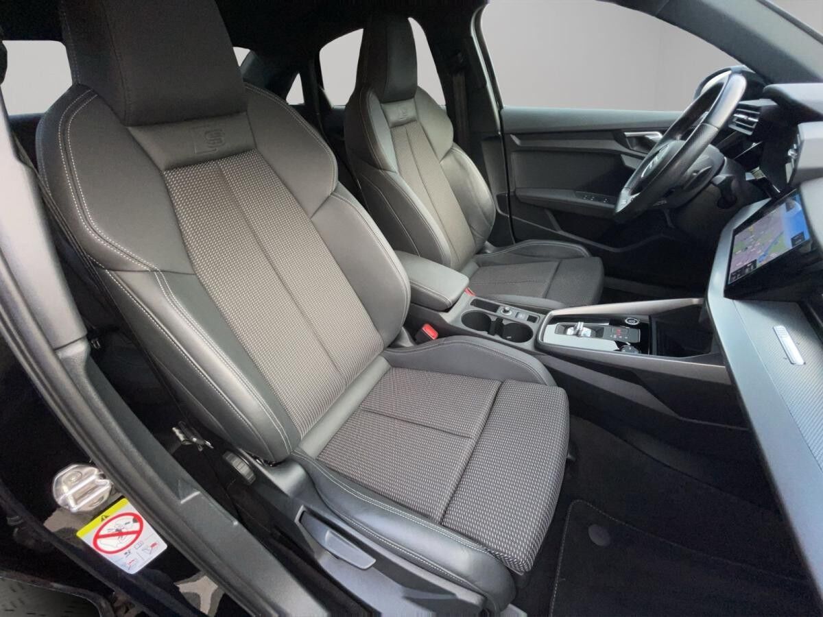 Audi A3 Limousine 35 TDI LED Navi AHK Teilleder