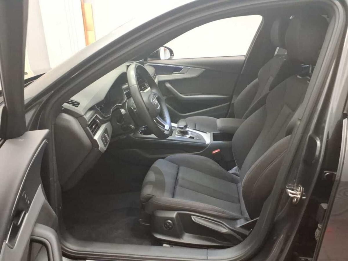 Audi A4 Avant 40 TFSI S line LED Navi PDC+ StandHZG