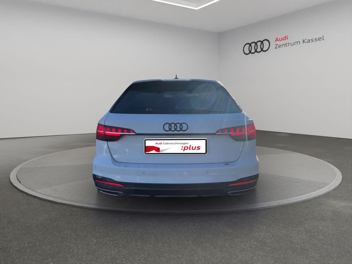 Audi A4 Av. 40 TFSI S line Matrix Pano Teilleder AHK