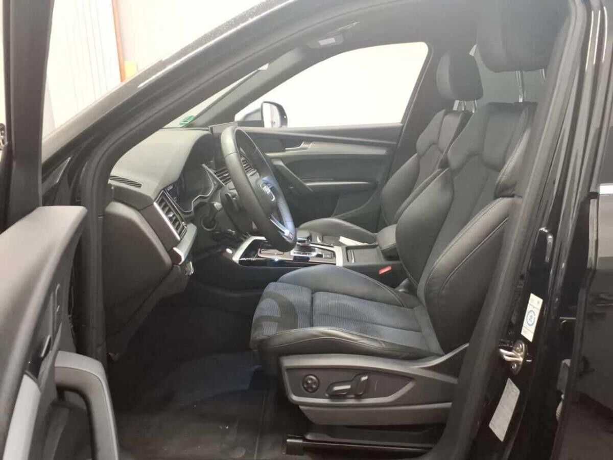 Audi SQ5 3.0 TDI quattro LED Navi PDC+ AHK Alcantara