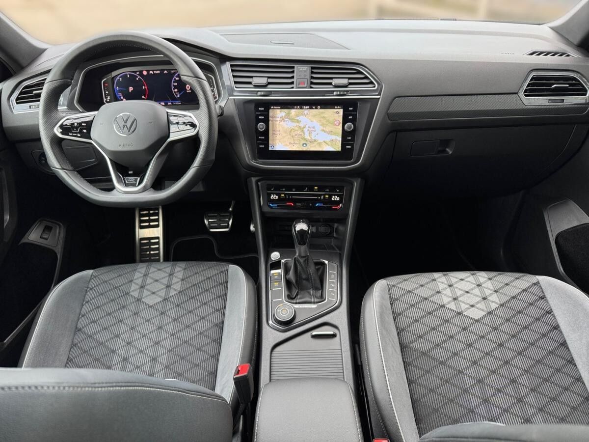 Volkswagen Tiguan Allspace R-Line 2.0TDI 4M 7-SITZE AHK STANDH