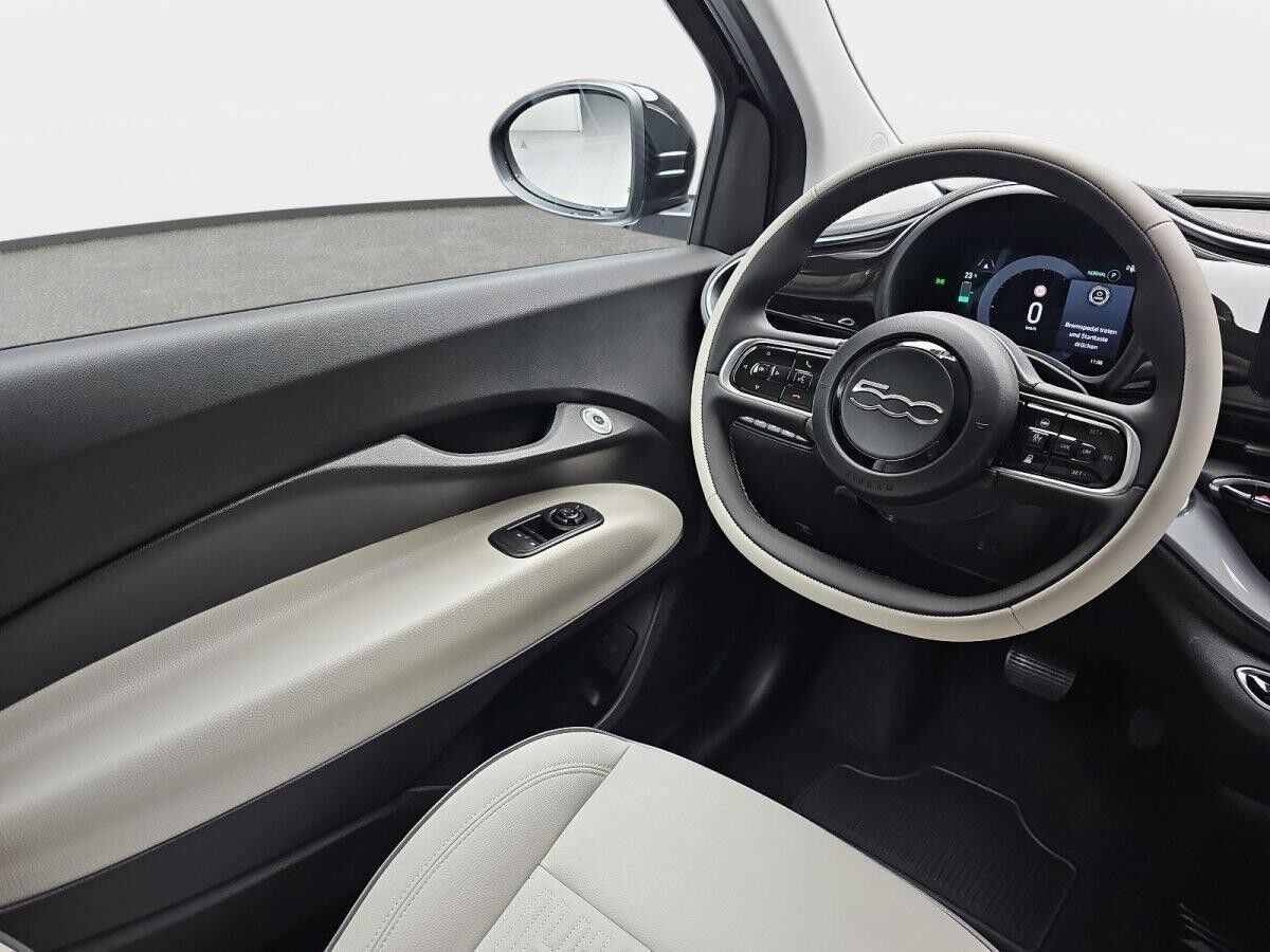 Fiat 500 ELEKTRO H LA PRIMA 3+1 MJ25