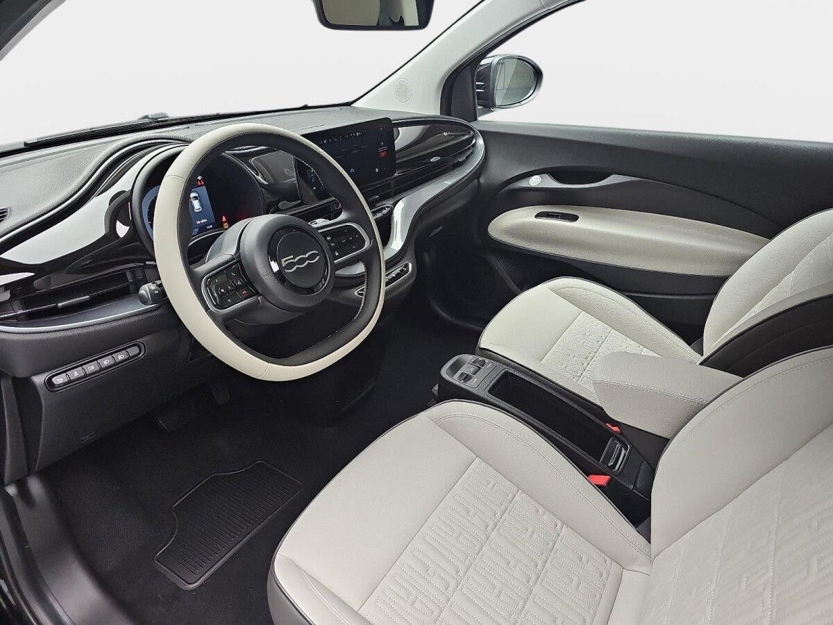 Fiat 500 ELEKTRO H LA PRIMA 3+1 MJ25