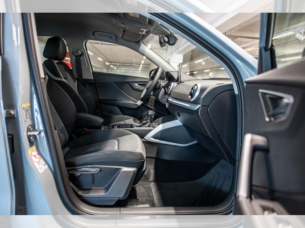 Audi Q2 35 TFSI S line S tronic NAV/MATRIX/LM19/ACC