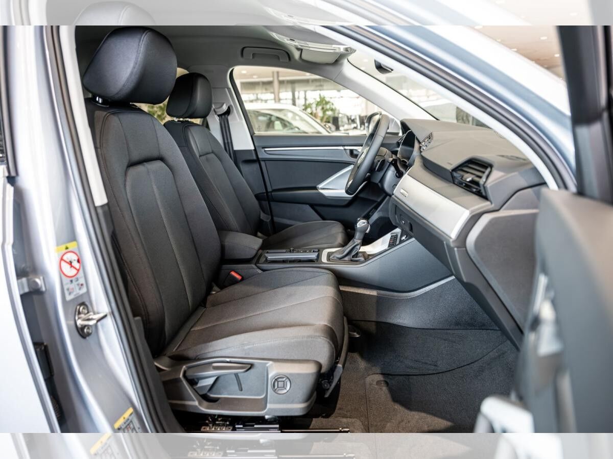 Audi Q3 35 TDI advanced S tronic NAVI/LM19/ACC