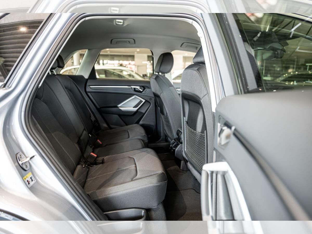 Audi Q3 35 TDI advanced S tronic NAVI/LM19/ACC