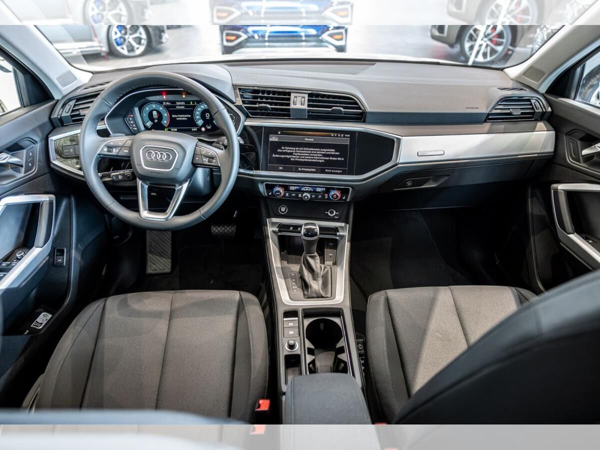 Audi Q3 35 TDI advanced S tronic NAVI/LM19/ACC