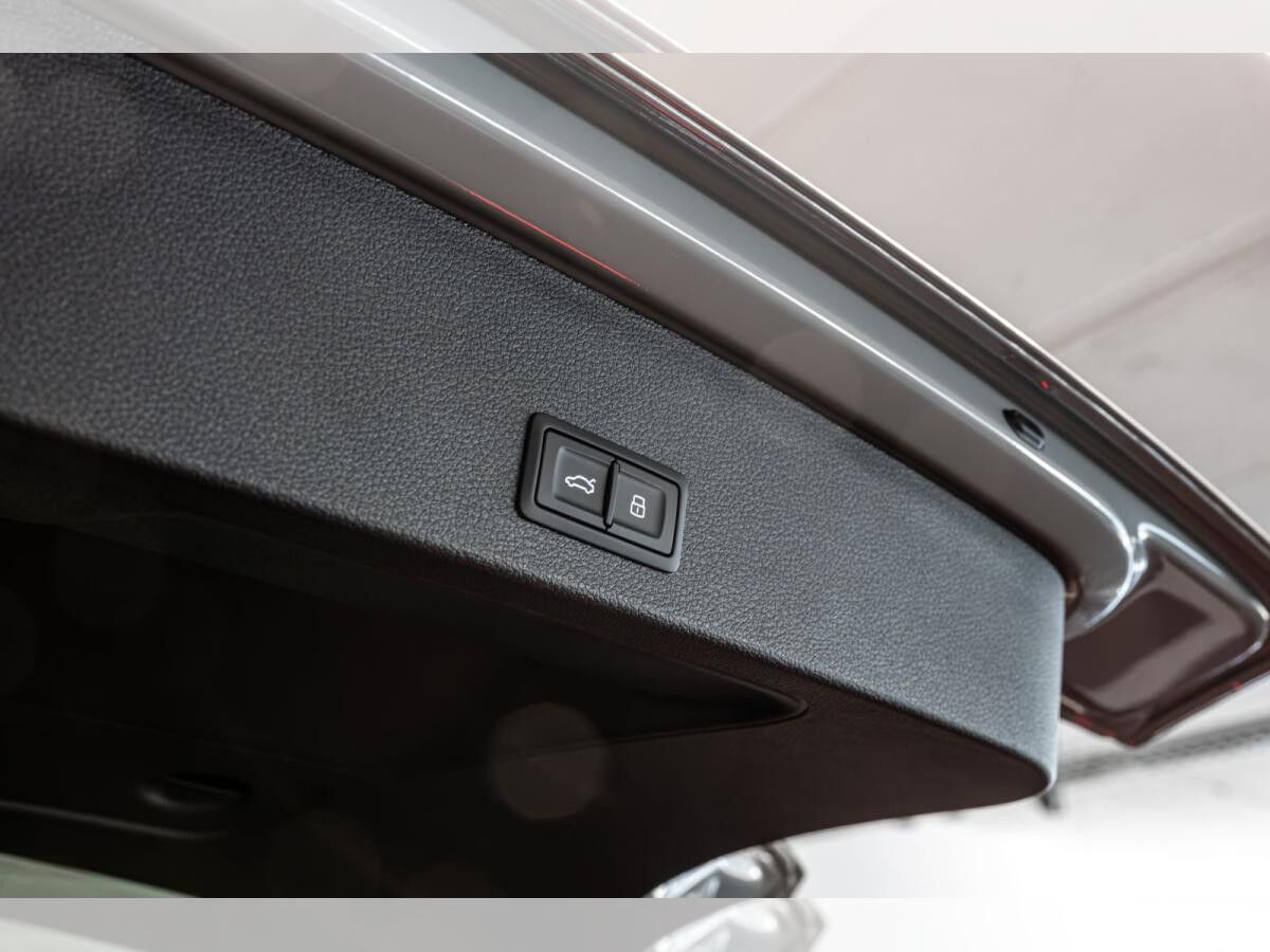 Audi Q2 35 TFSI S line S tronic NAV/MATRIX/LM19/ACC