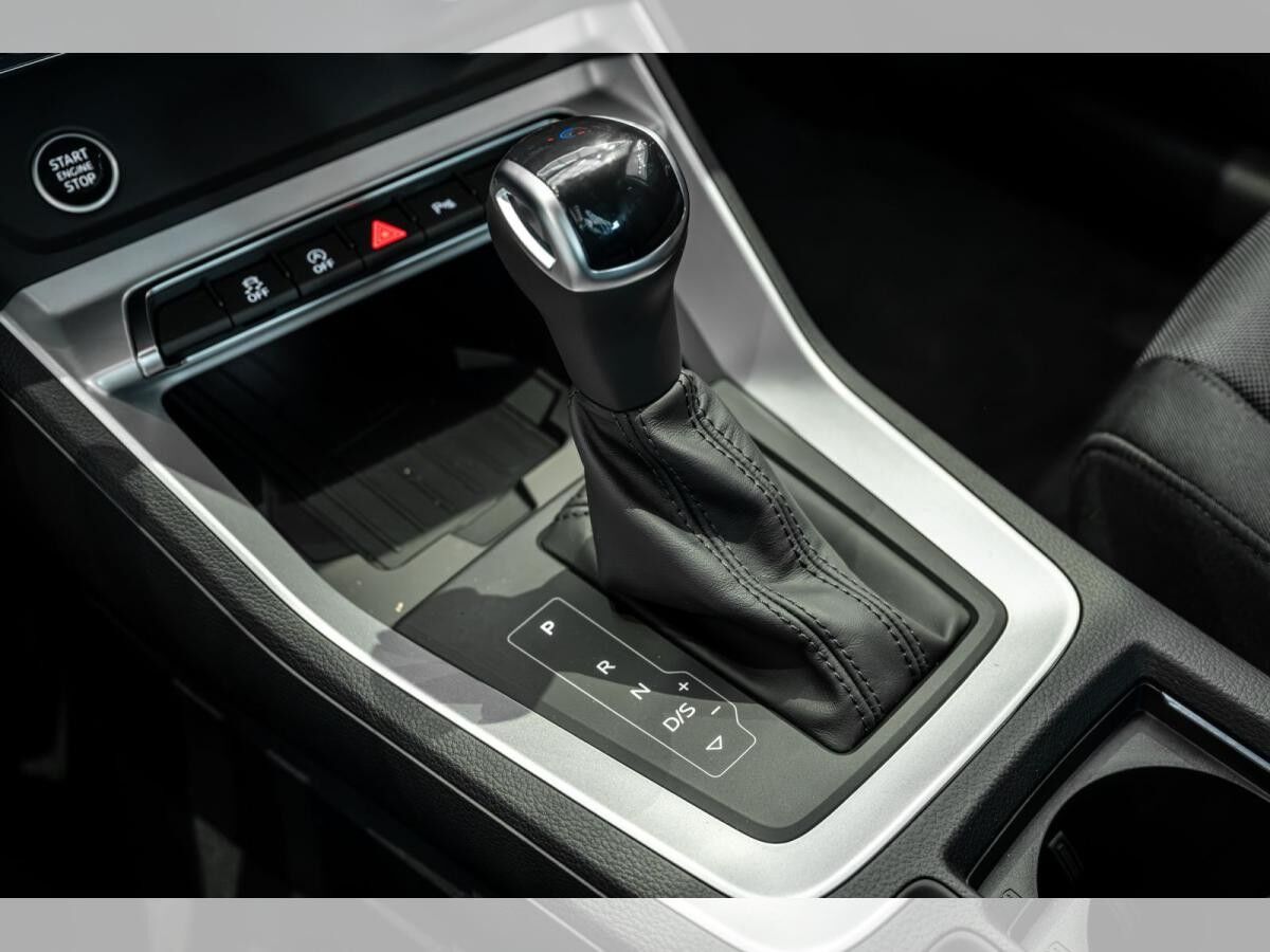 Audi Q3 35 TDI advanced S tronic NAVI/LM19/ACC