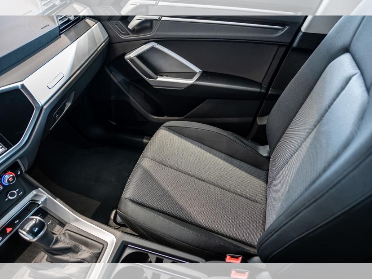 Audi Q3 35 TDI advanced S tronic NAVI/LM19/ACC