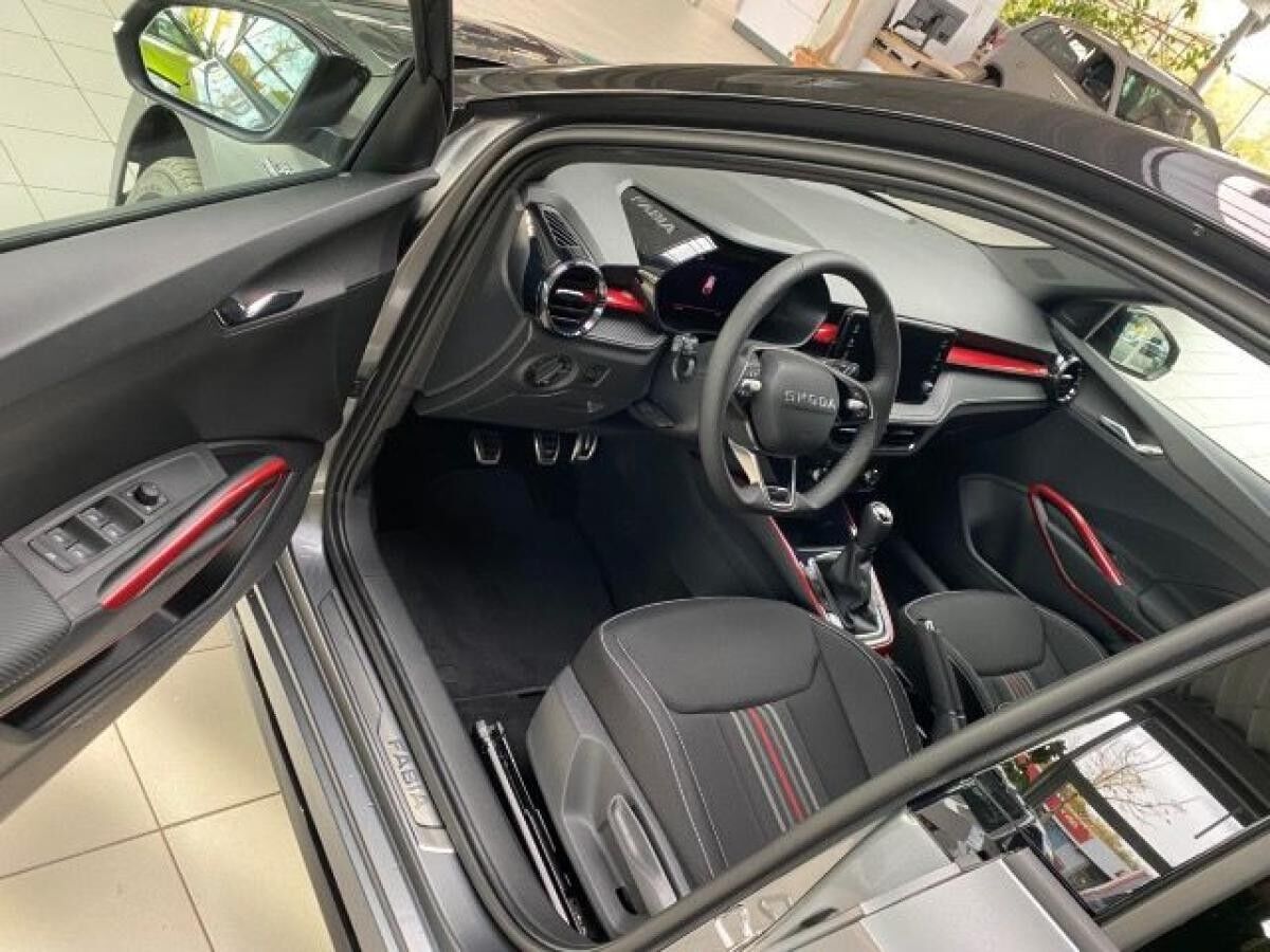 Skoda Fabia Monte Carlo 1,0 TSI 6-Gang-Schaltgetriebe Sofort Verfügbar