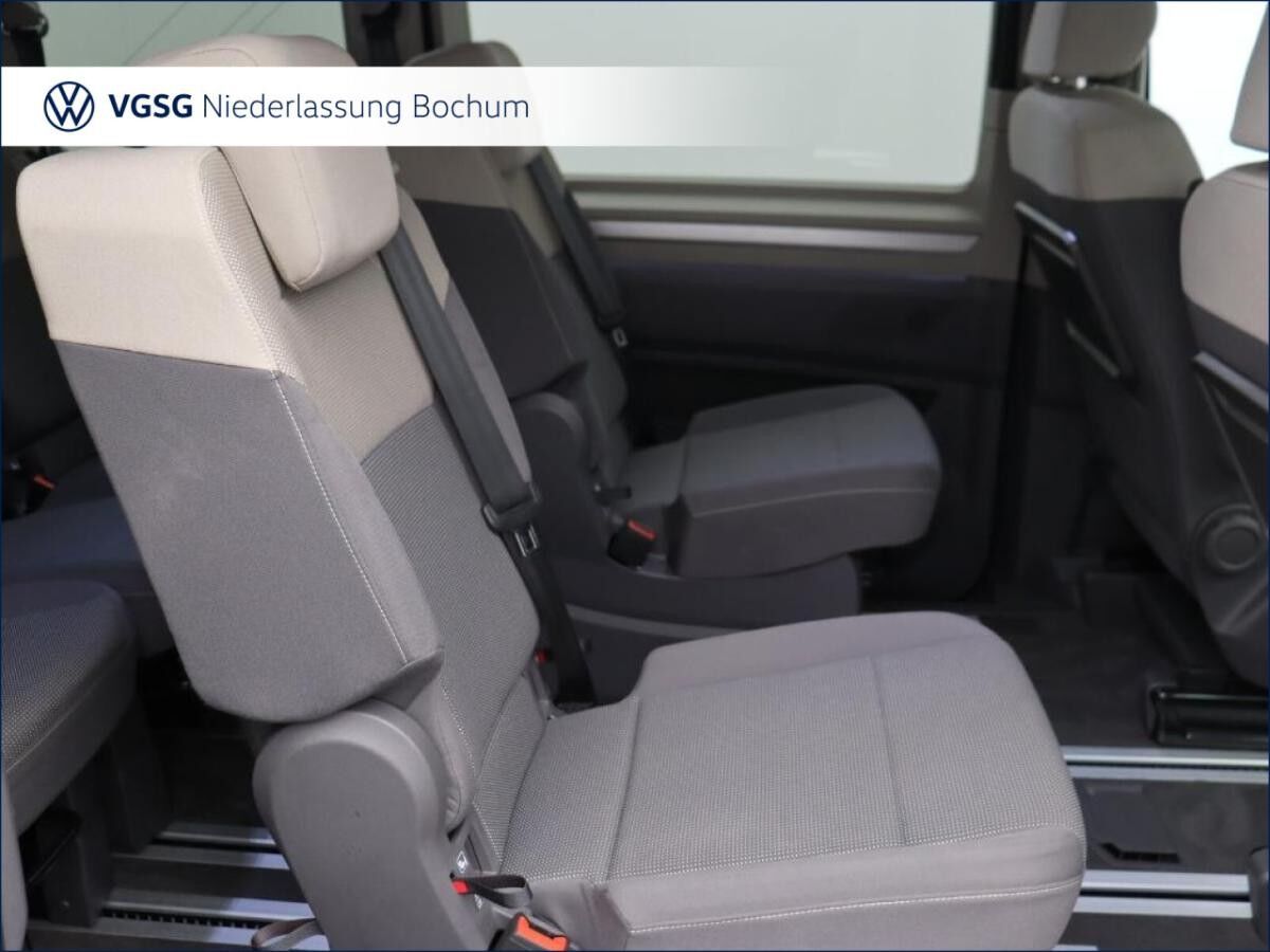 Volkswagen Multivan Life AHK Keyless Kamera ParkAssist GJR