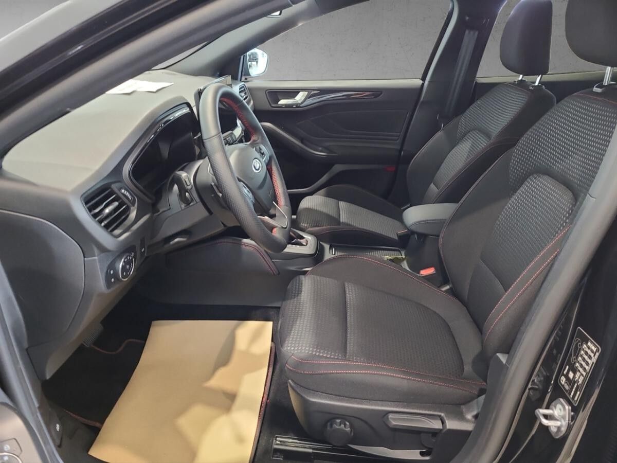 Ford Focus ST-Line X Turnier Automatik Sportpaket