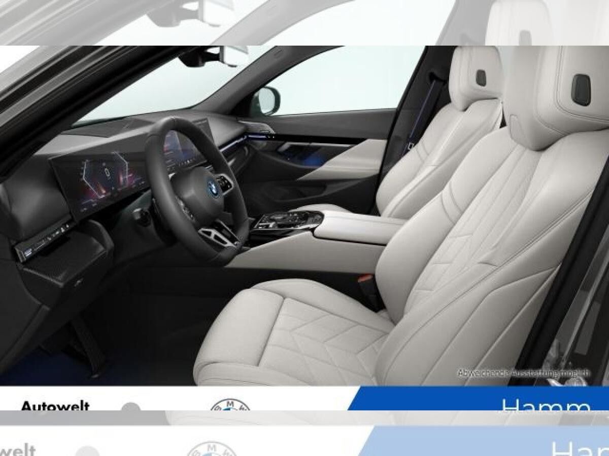 BMW i5 xDrive40 M Sportpaket Pro Panorama M Fahrwerk