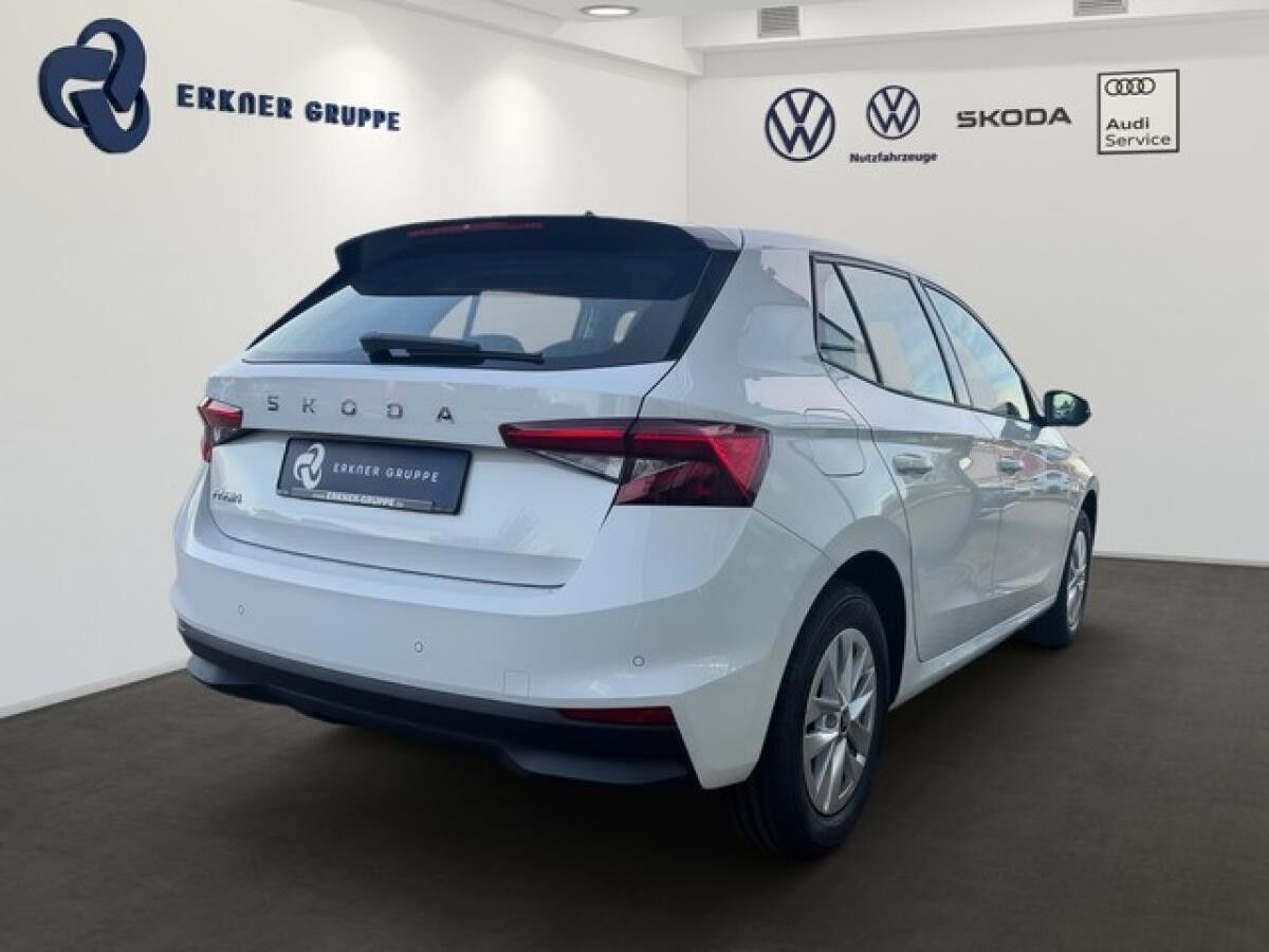 Skoda Fabia 1.0 TSI DSG Selection +SHZ+PDC+GRA+LED+KLIMA+