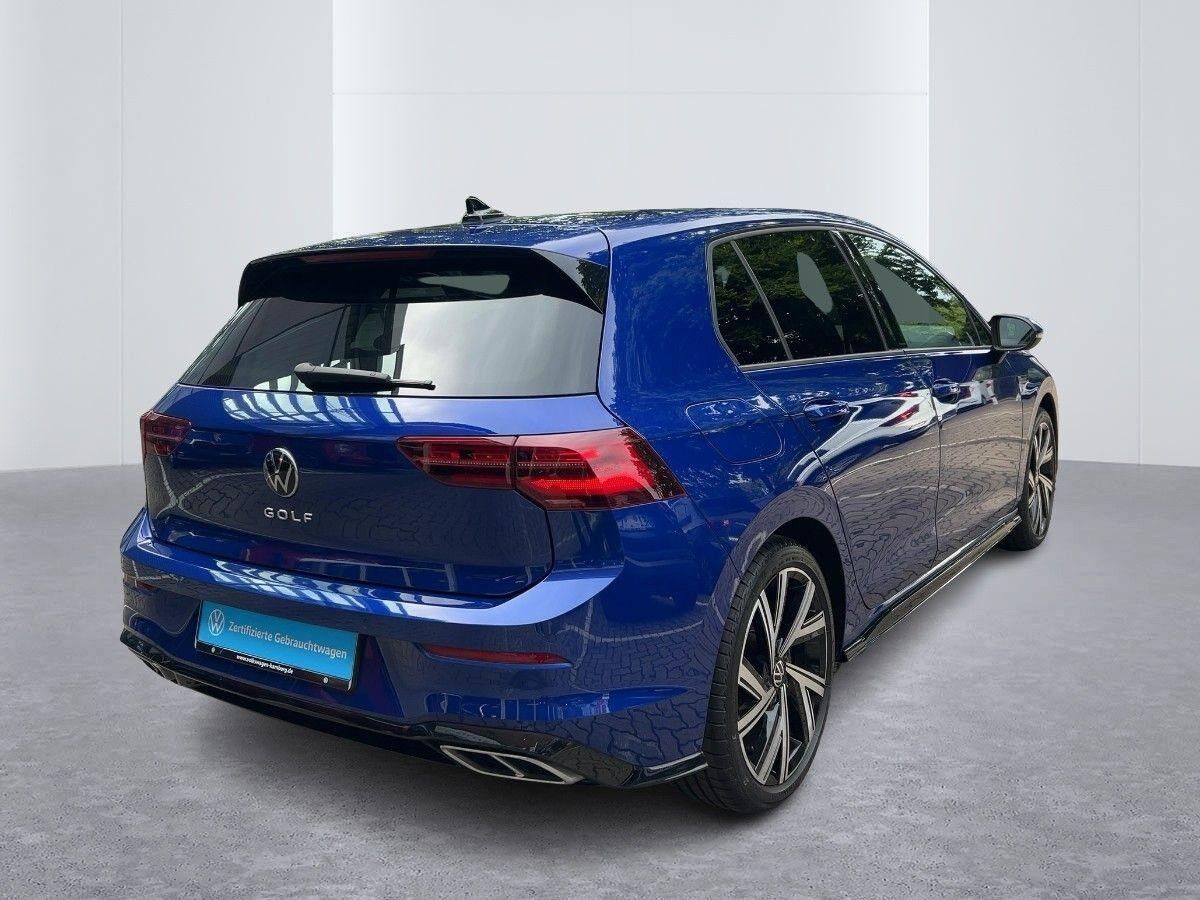 Volkswagen Golf VIII R-Line 2.0 TSI DSG KAMERA/ACC/LED/NAVI