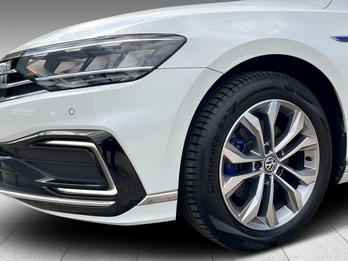 Volkswagen Passat Variant GTE 1.4 TSI DSG LED/NAVI/KAMERA